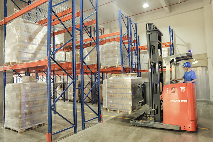 Hot melt adhesive used in the medical industry